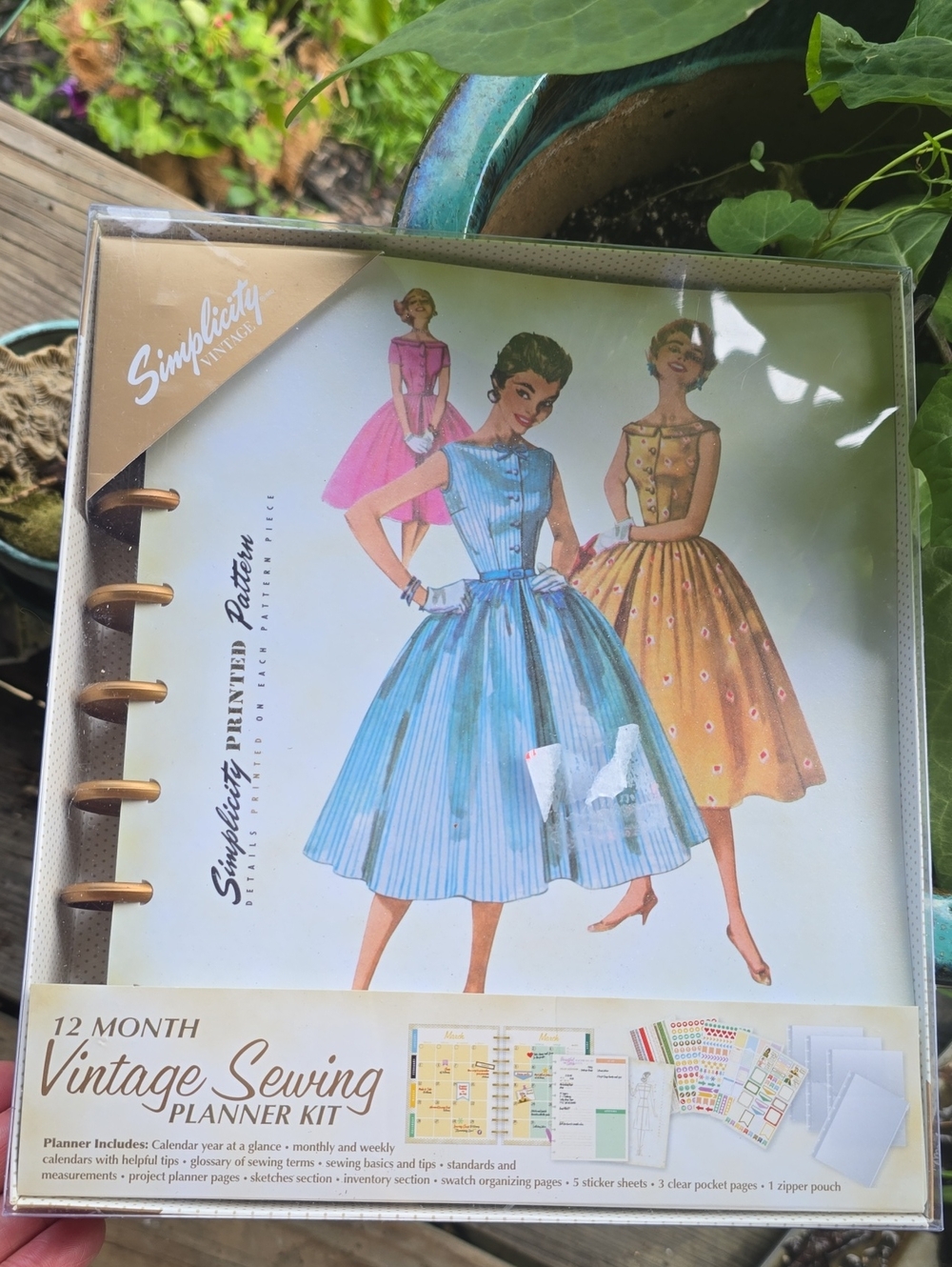 Simplicity 90th Anniversary Vintage Sewing Planner Kit Year At A Glance + Weekly